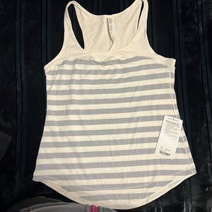 NWT LULULEMON run: first base tank